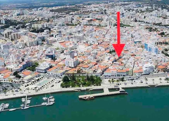 Tiny Historic Quarter By Promenade Pier Semesterbostad *