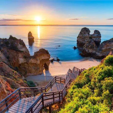 Tiny Historic Quarter By Promenade Pier Holiday home *